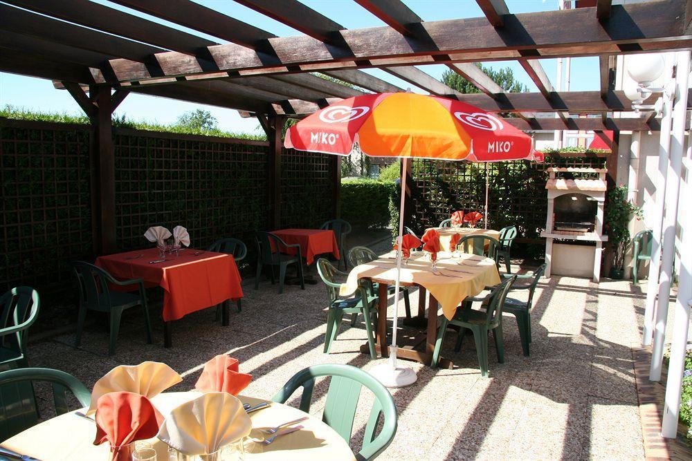 Brit Hotel Argentan Exterior foto